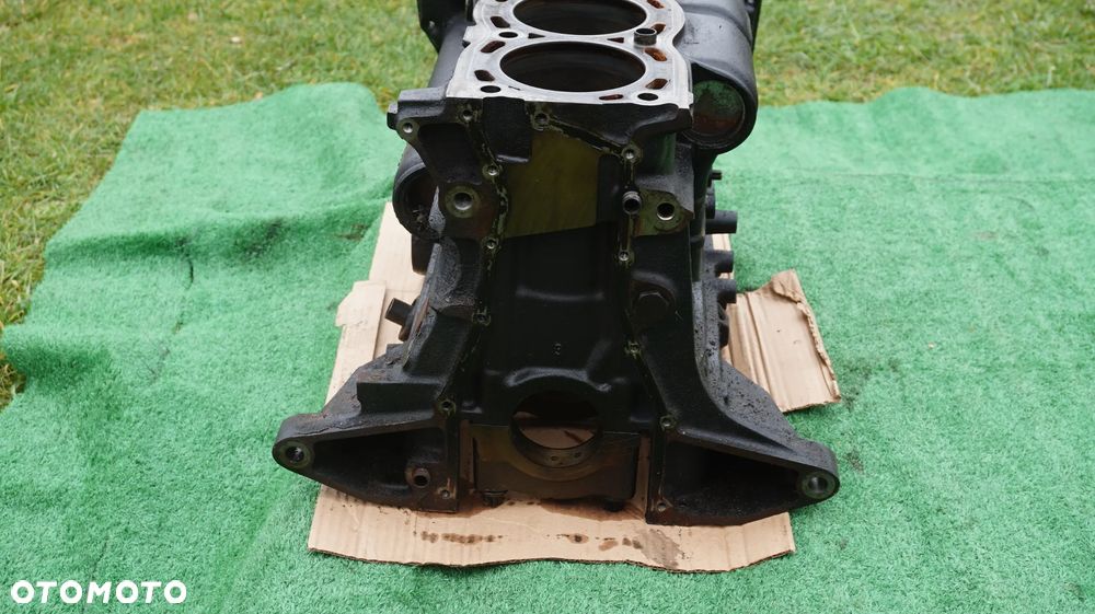 Saab 9-5 2.3 turbo 250 KM  AERO B235R blok nominal walki balansowe - 9