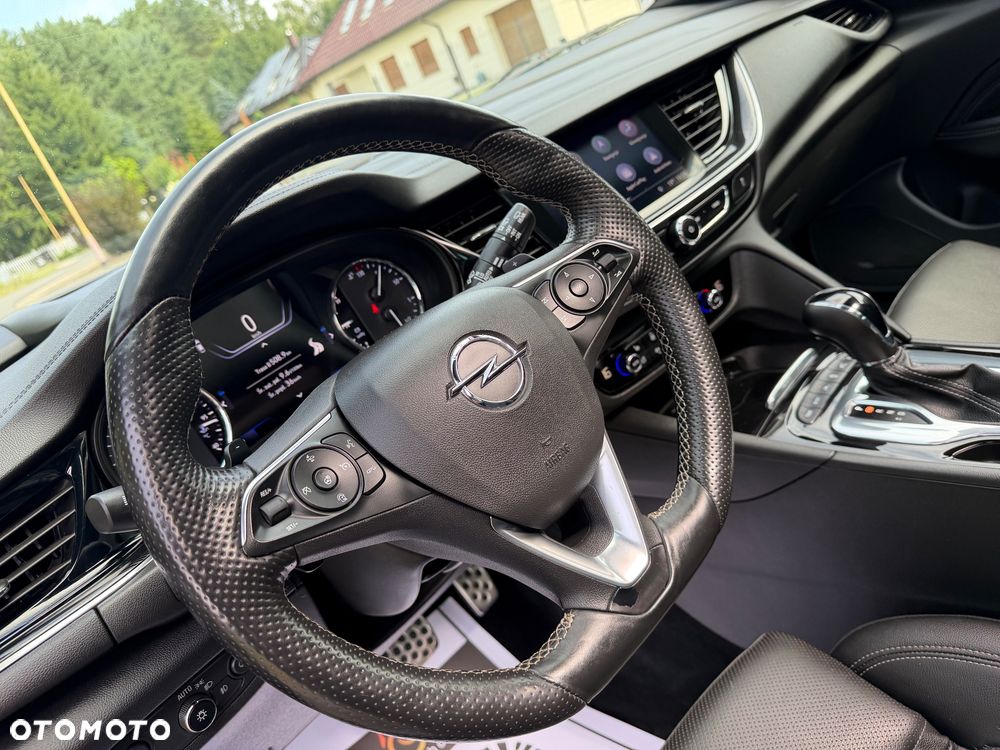 Opel Insignia 1.6 T Innovation S&S - 19