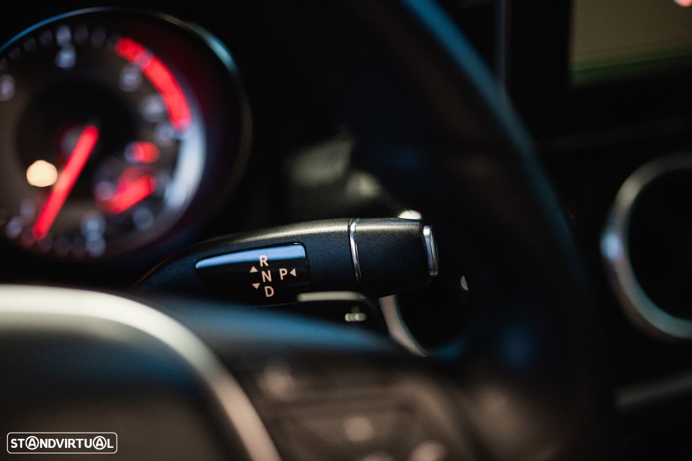 Mercedes-Benz CLA 220 CDI 7G-DCT Urban - 24