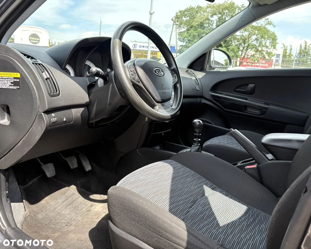 Kia Ceed 1.6 CVVT LX - 11