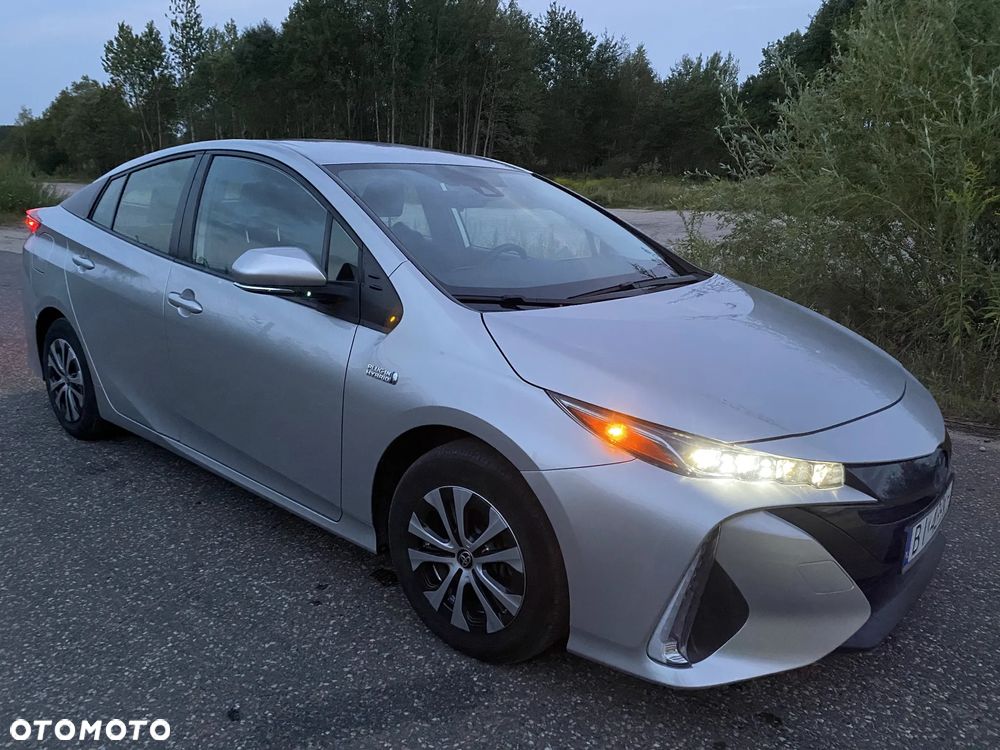 Toyota Prius Plug-in 1.8 Hybrid Prestige - 10