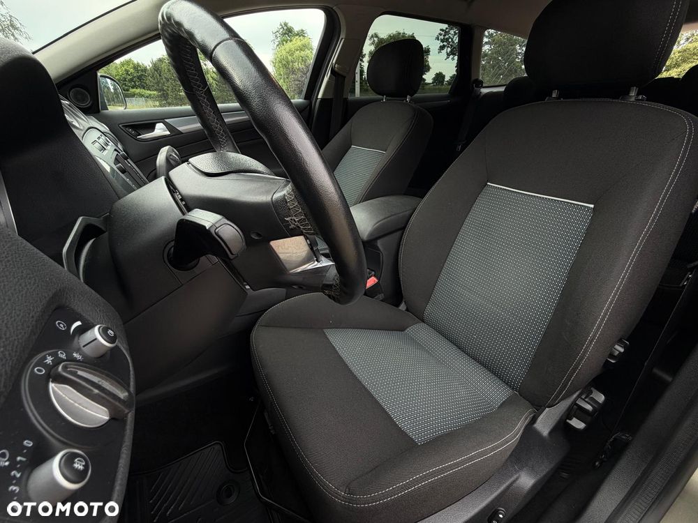 Ford Mondeo 1.6 Ti-VCT Champions Edition - 14