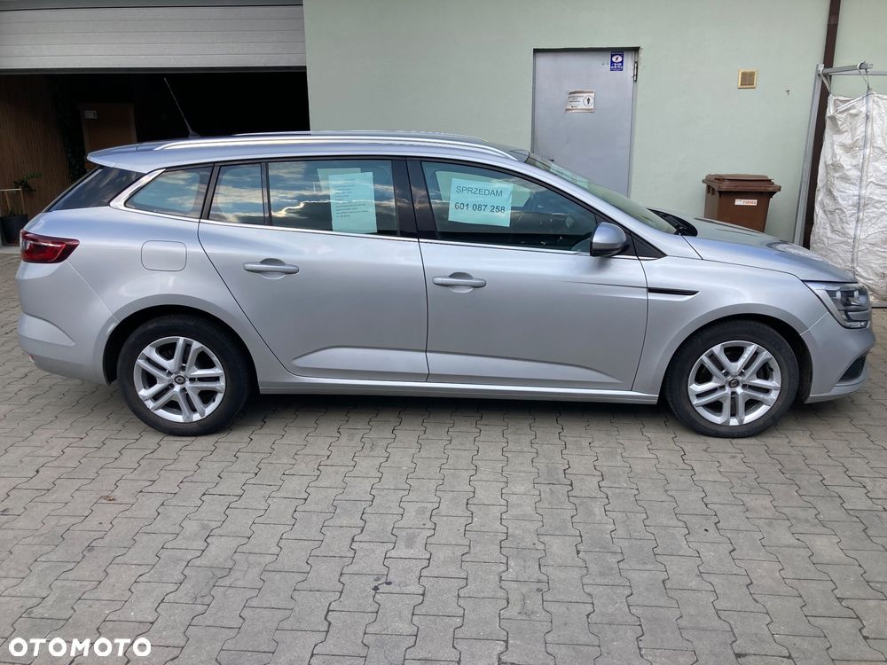 Renault Megane 1.5 Blue dCi Business - 12