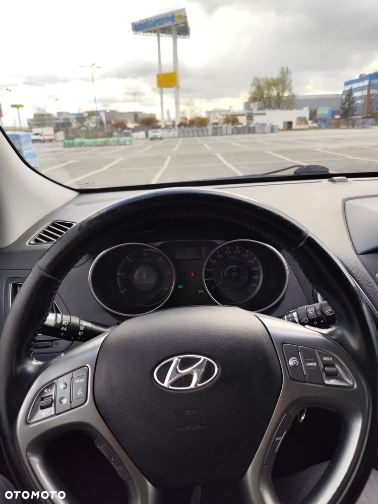 Hyundai ix35 2.0 CRDi 4WD Automatik Finale Gold - 18