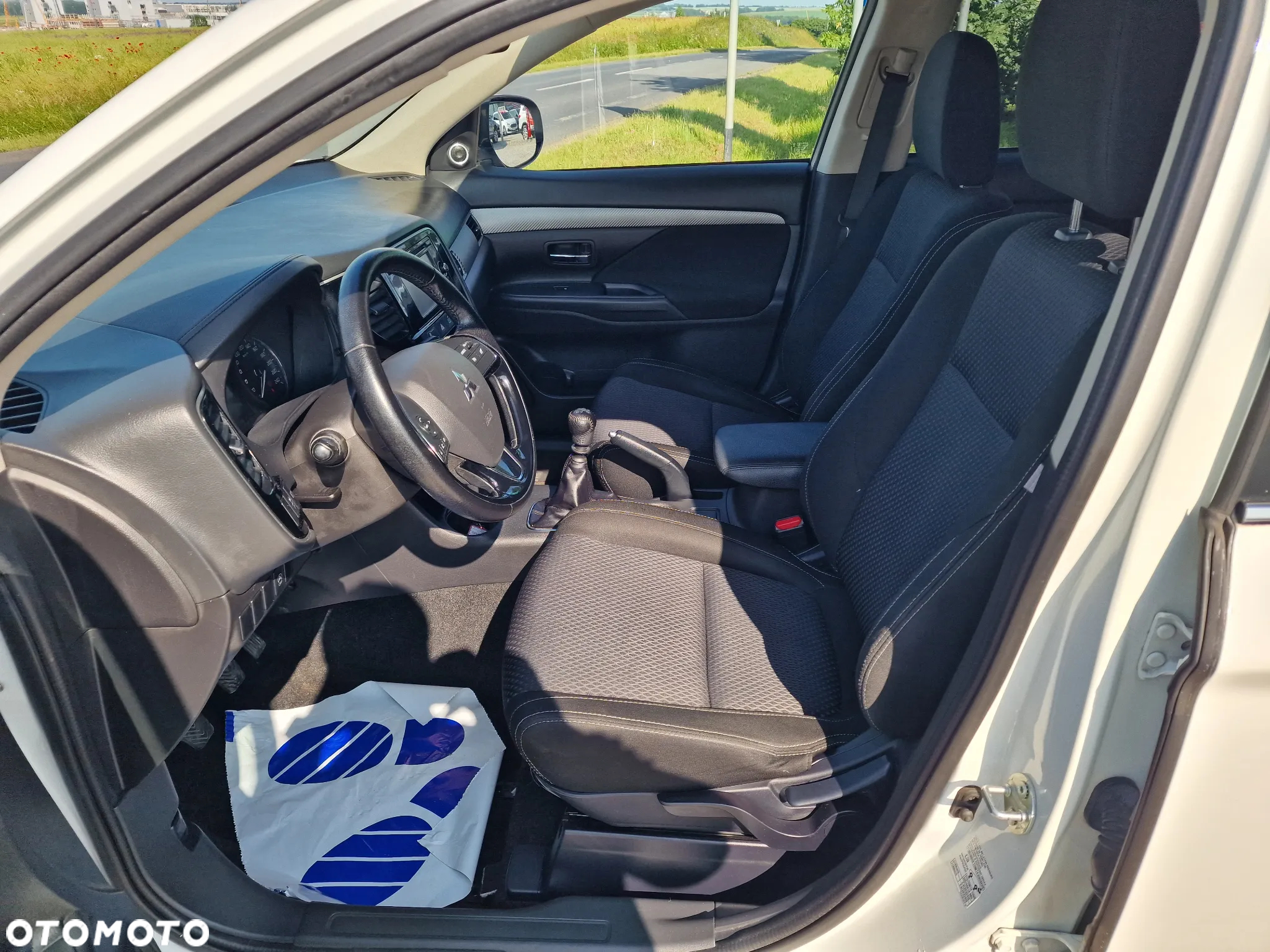 Mitsubishi Outlander 2.2 DID Intense + 4WD - 19