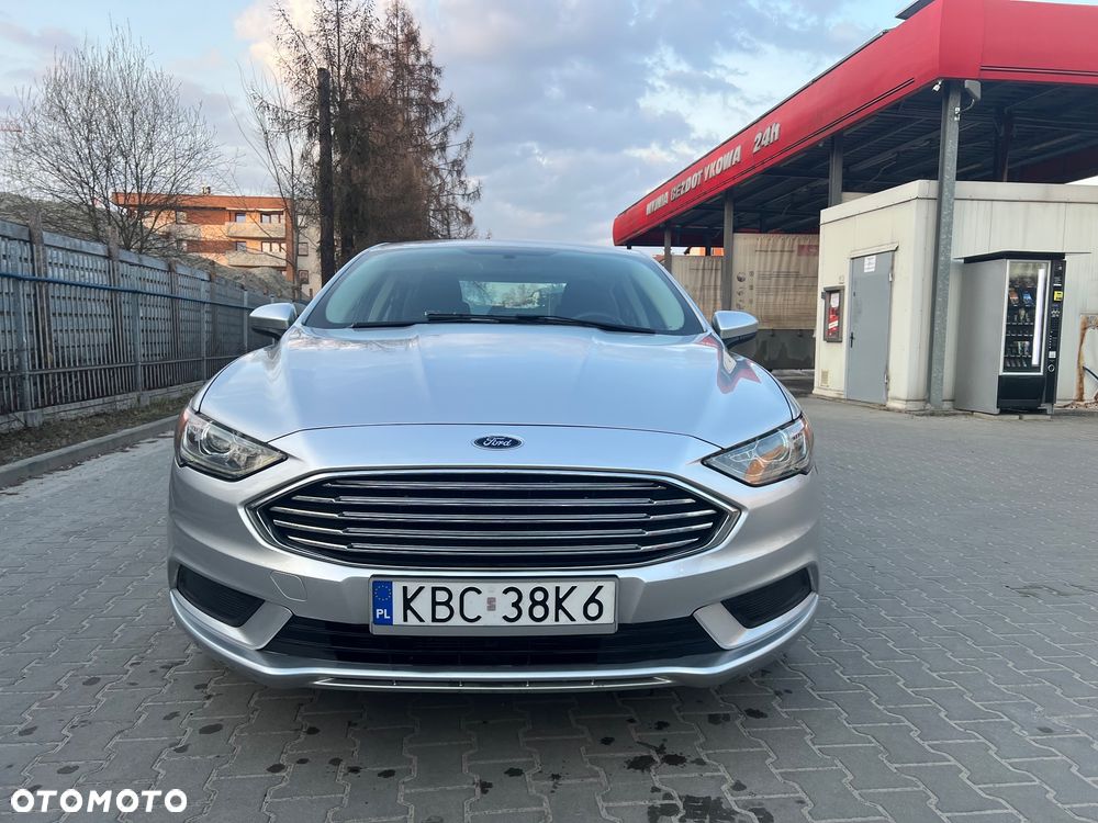 Ford Fusion - 9