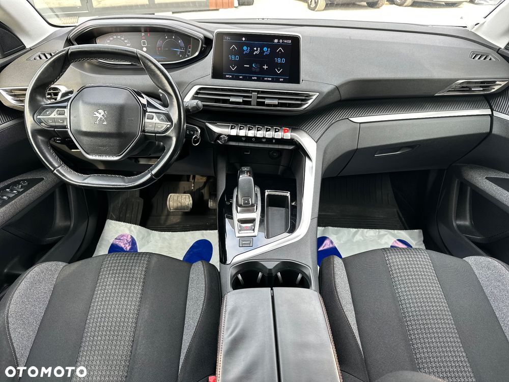 Peugeot 5008 1.5 BlueHDi Active S&S EAT8 - 12