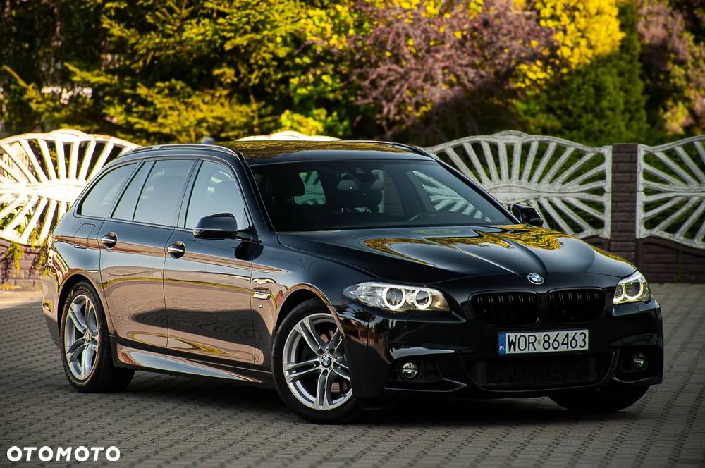 BMW Seria 5 520d Sport Line - 2