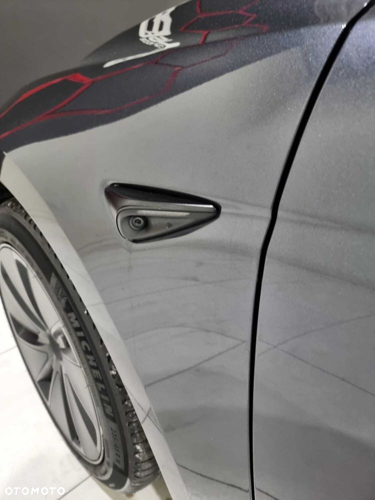 Tesla Model 3 - 27