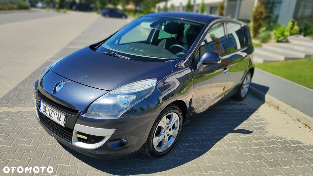Renault Scenic 2.0 16V 140 CVT Dynamique - 8