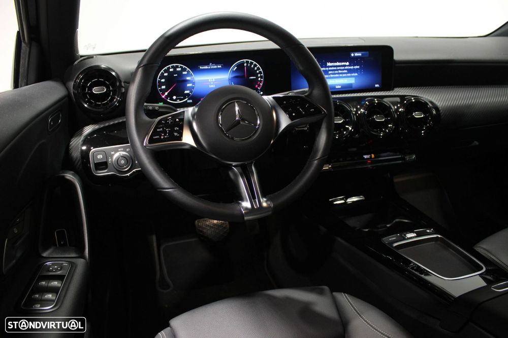 Mercedes-Benz A 250 e - 20