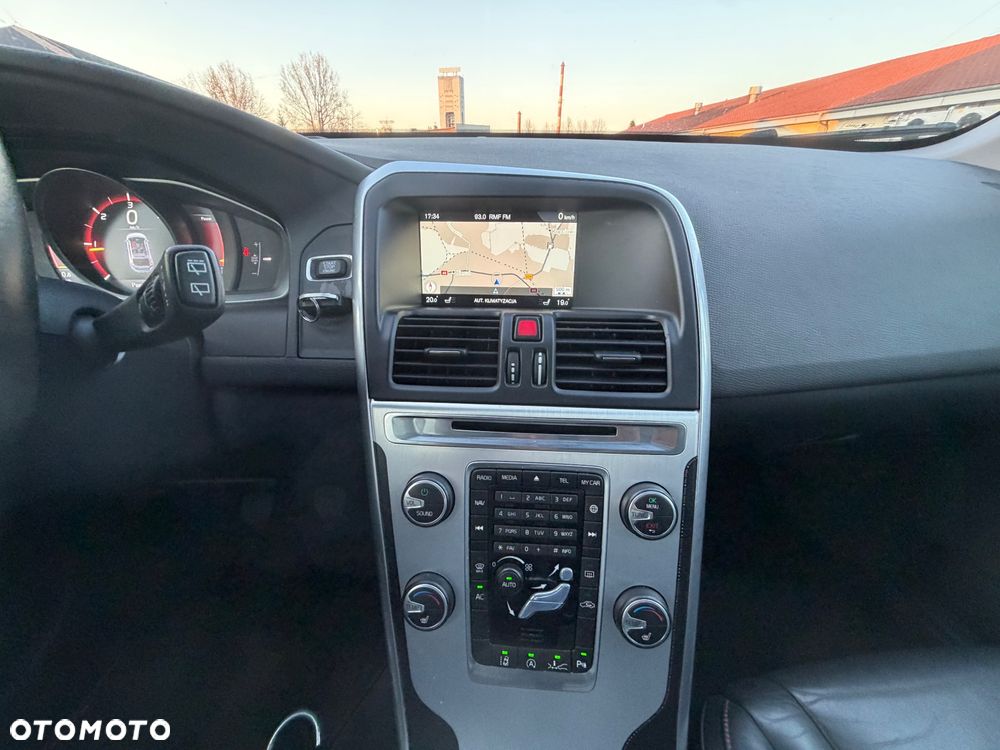 Volvo XC 60 D3 Ocean Race - 22