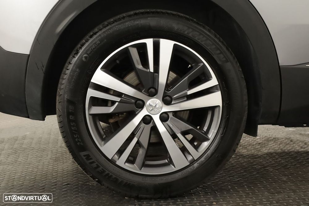 Peugeot 3008 1.2 PureTech Allure Pack - 5