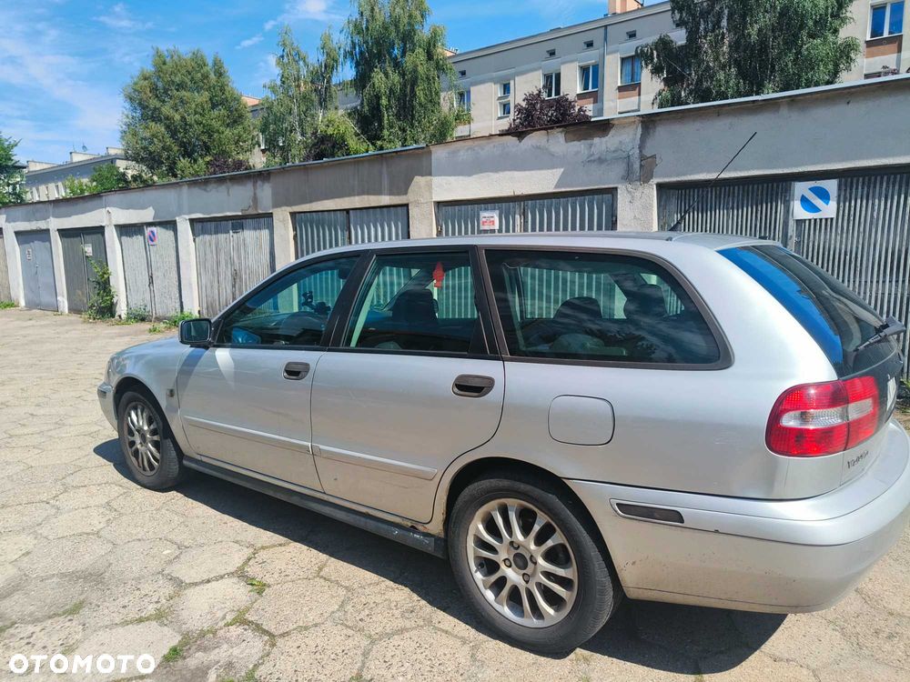 Volvo V40 - 6