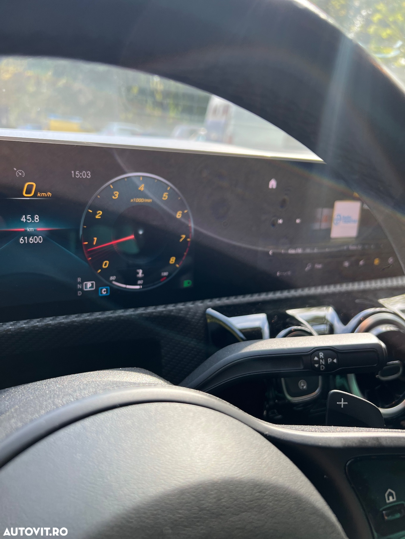 Mercedes-Benz CLA - 12