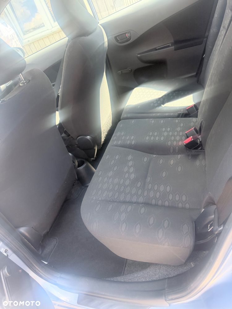 Toyota Verso S 1.33 Terra - 8