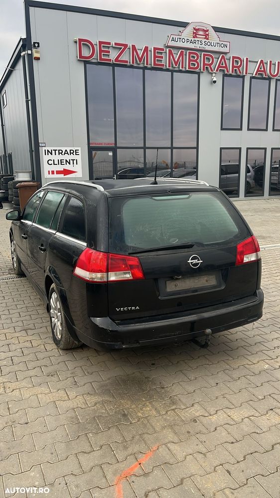Dezmembram Opel Vectra C 1.9 diesel 120 cp din 2007 - 3