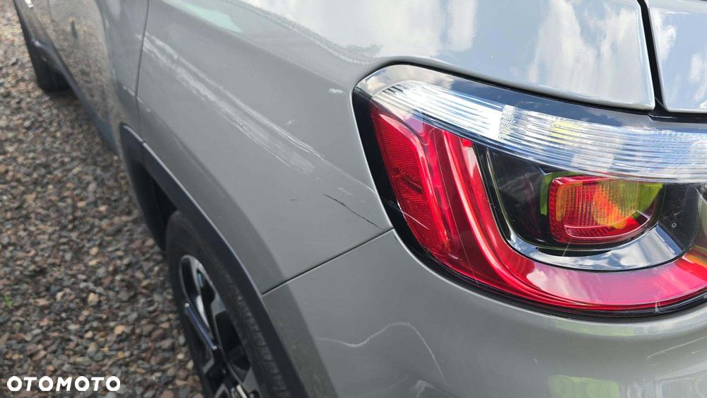 Jeep Compass - 18