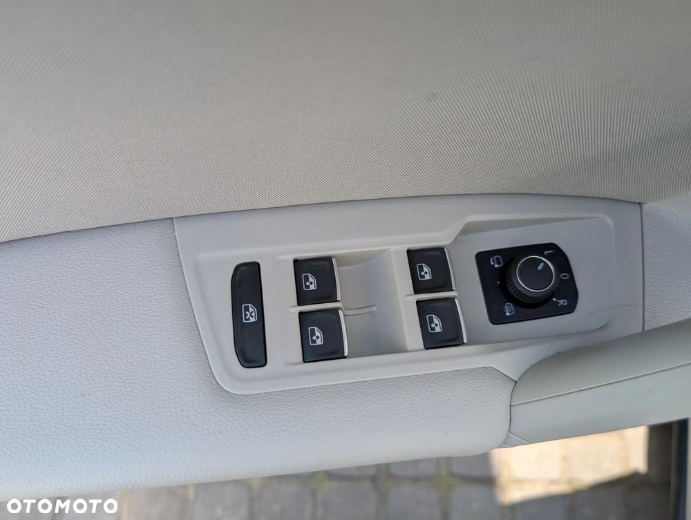 Volkswagen Tiguan 2.0 TSI 4Mot Elegance DSG - 10