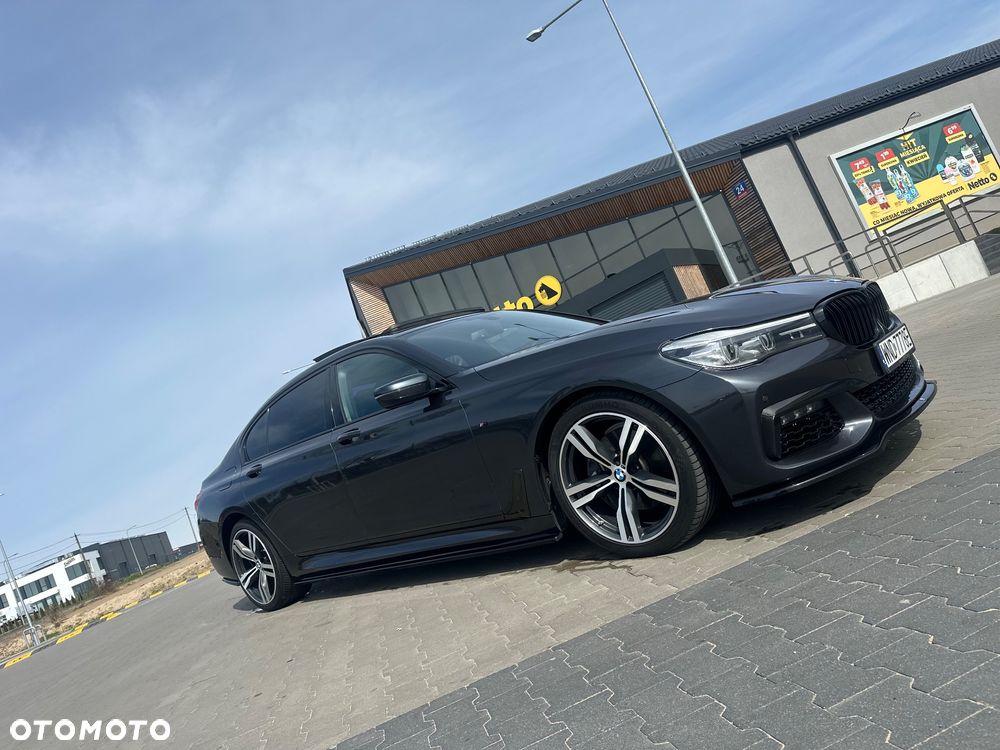 BMW Seria 7 740Li - 12