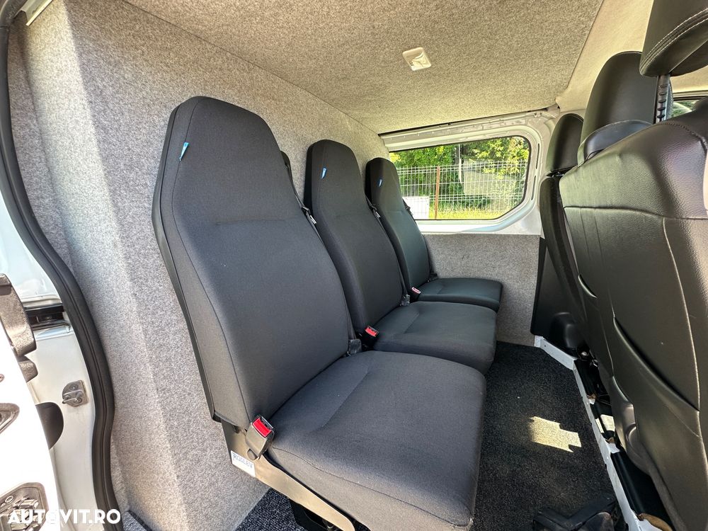 Renault Trafic Mixt - 8