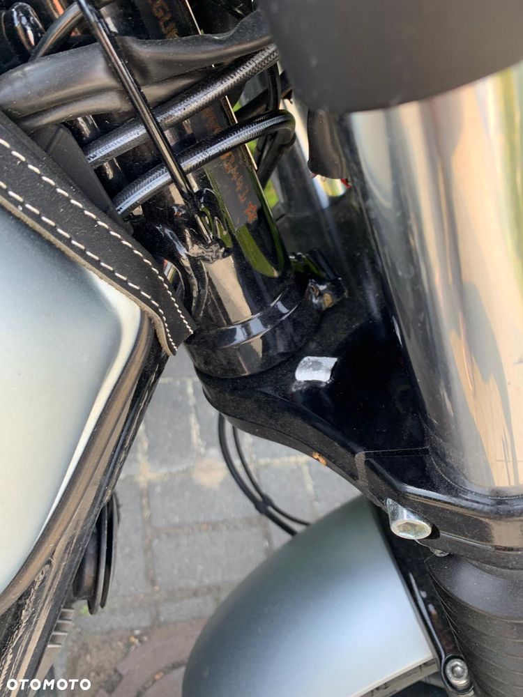 Moto Guzzi V7 - 8