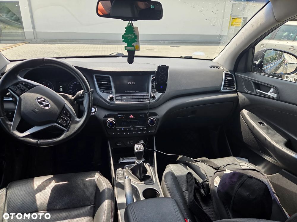 Hyundai Tucson 2.0 CRDI 4WD Premium - 11