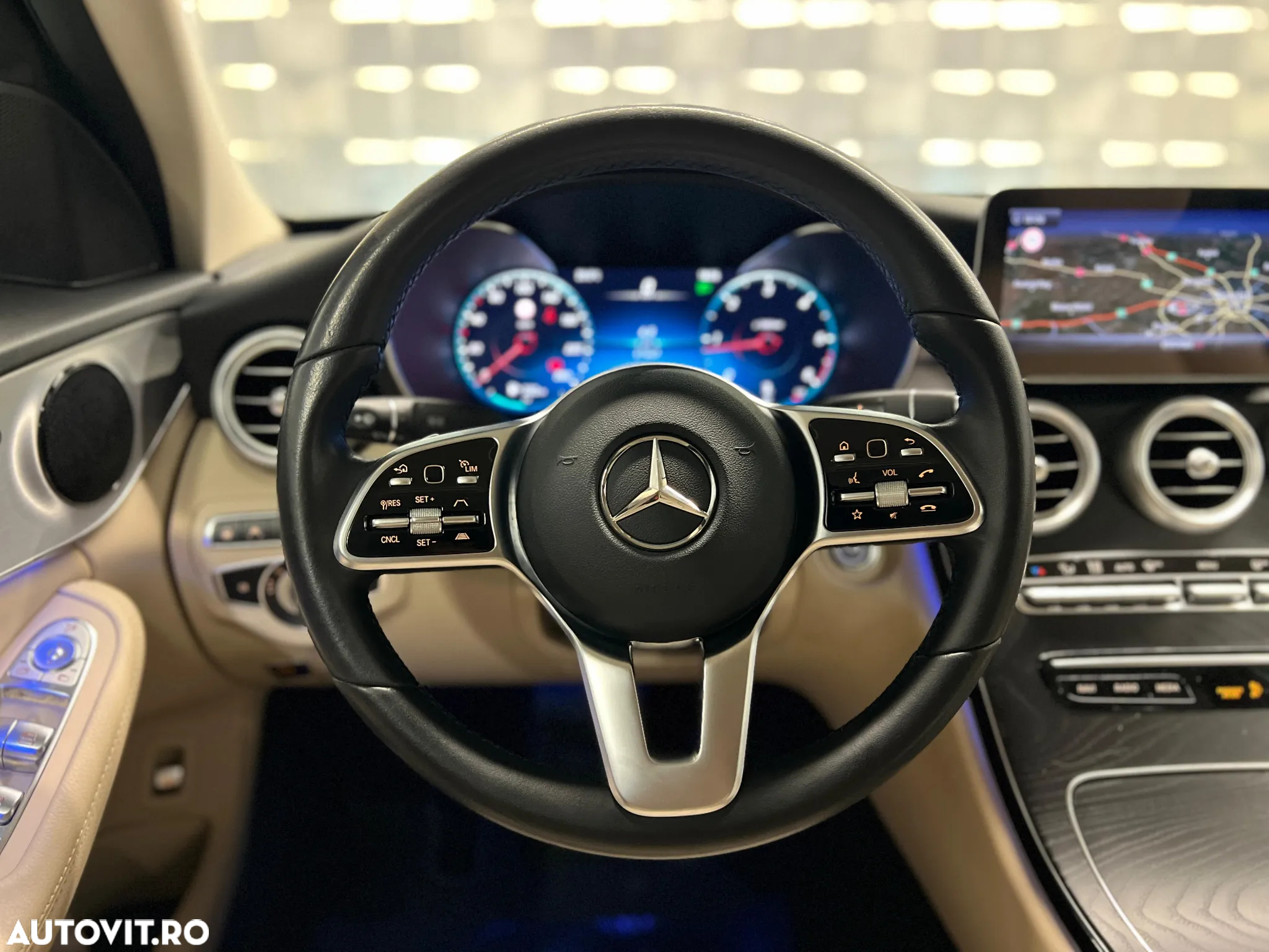 Mercedes-Benz C - 22