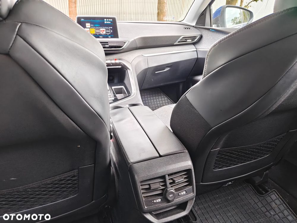 Peugeot 3008 1.2 PureTech Allure S&S EAT6 - 11