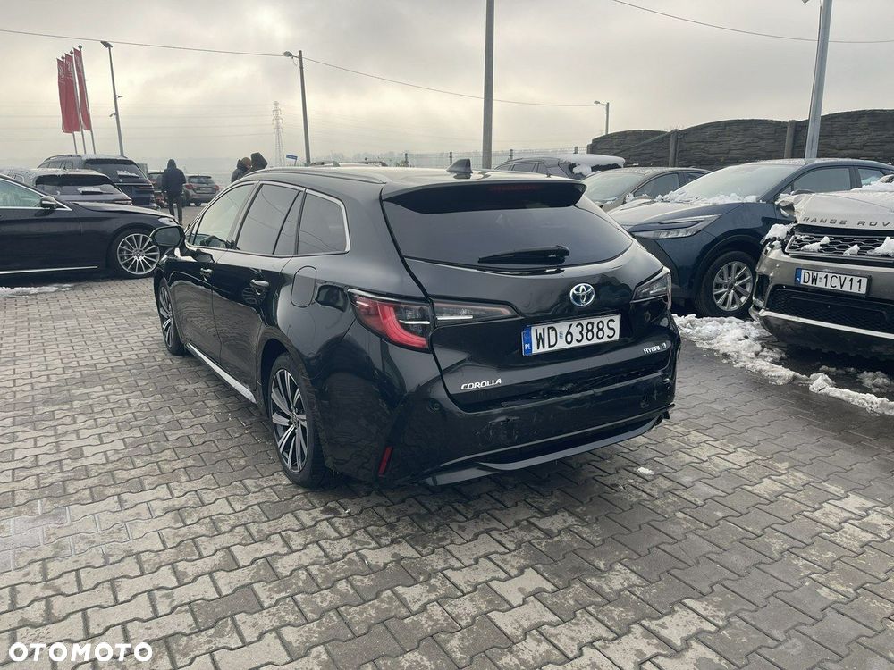 Toyota Corolla 2.0 Hybrid Comfort - 4