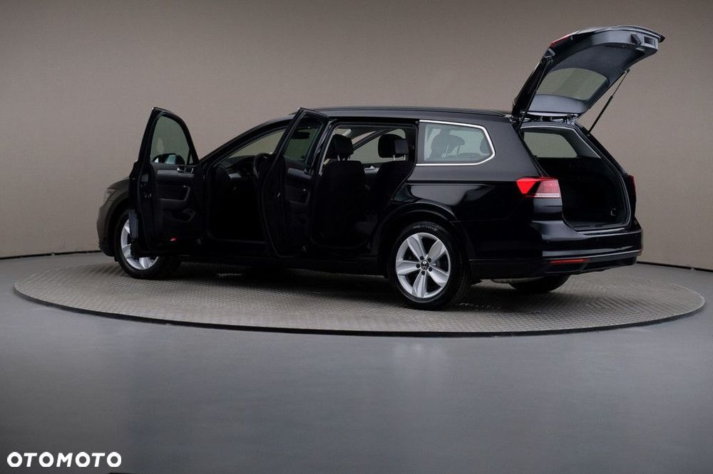 Volkswagen Passat Variant 2.0 TSI Business DSG - 7