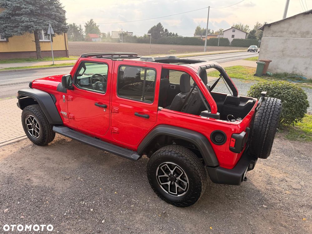 Jeep Wrangler - 24