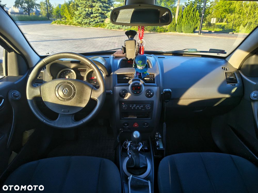 Renault Megane 1.9 dCi Confort Dynamique - 9