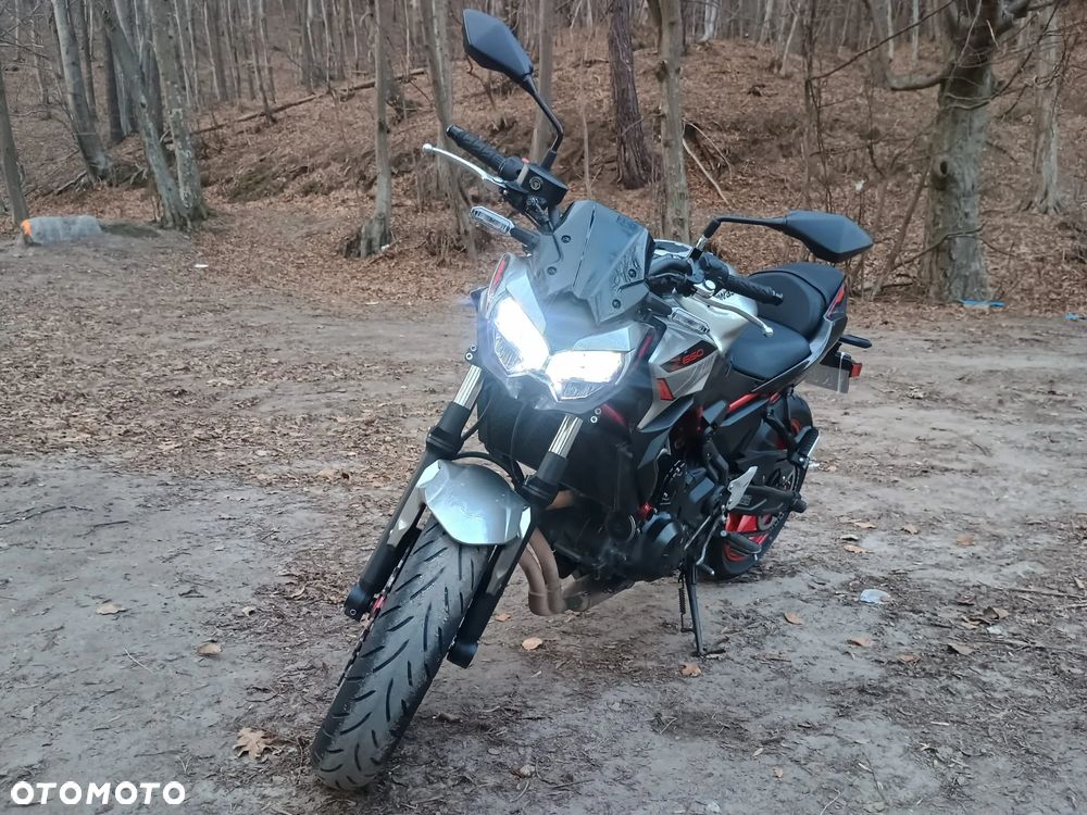 Kawasaki Z 650 - 28