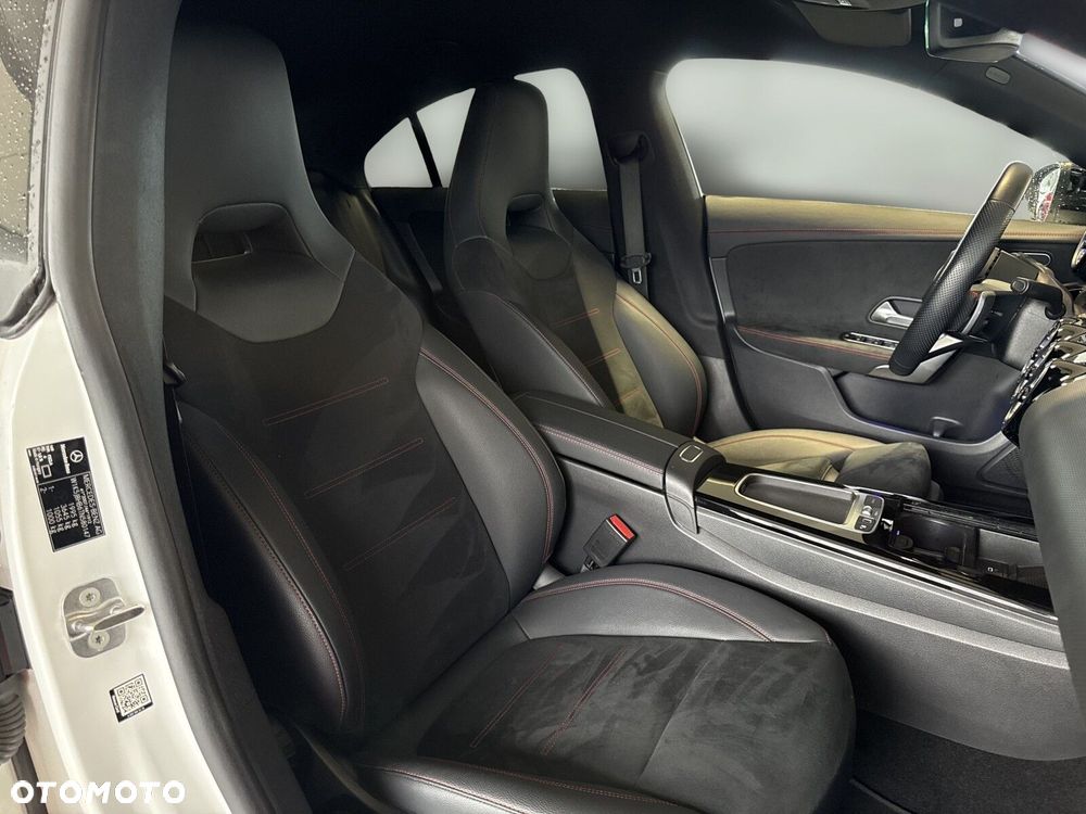 Mercedes-Benz CLA - 18