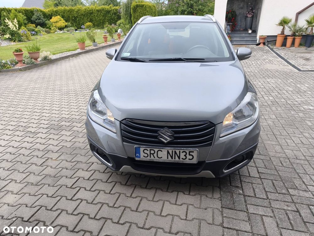 Suzuki SX4 S-Cross 1.6 DDiS TCSS 4x4 Comfort+ - 1