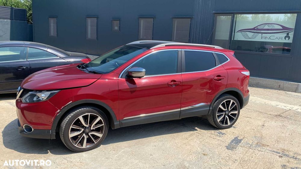 Dezmembram Nissan Qashqai 2015 suv 1.6 4x4 - 2