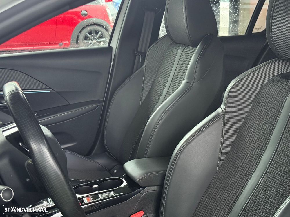 Peugeot e-208 50 kWh GT Pack - 35