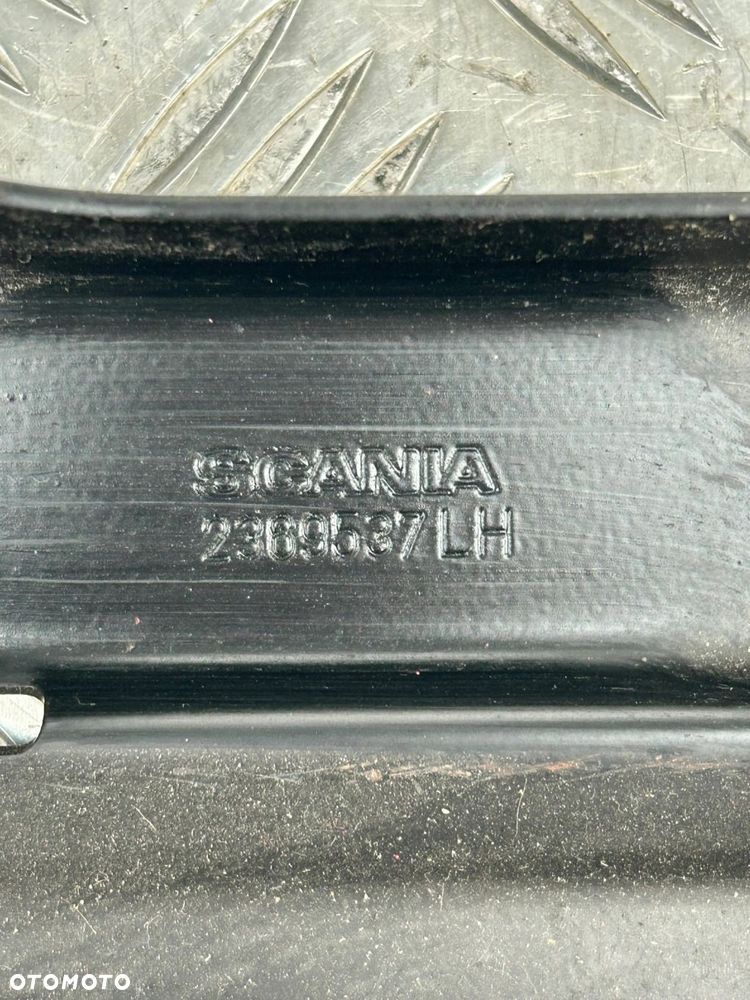 WSPORNIK UCHWYT GAŚNICY SCANIA NTG - 3