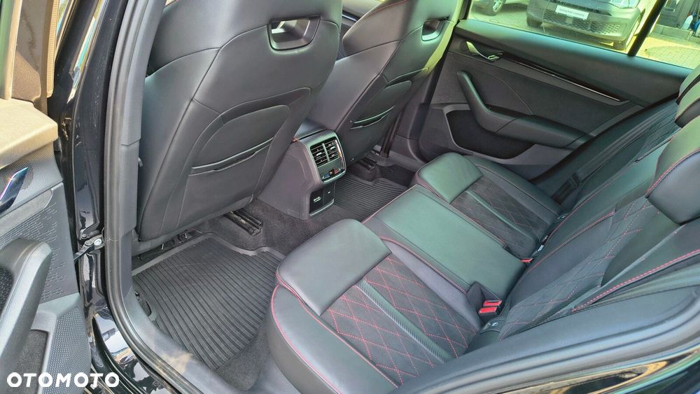 Skoda Octavia - 12