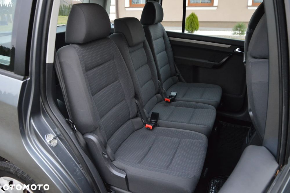 Volkswagen Touran 2.0 TDI Trendline - 29