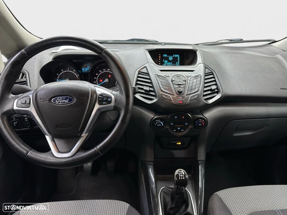 Ford EcoSport 1.0 EcoBoost Titanium - 10