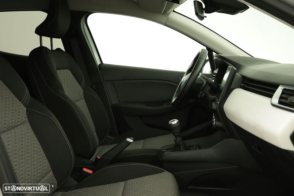 Renault Clio 1.0 TCe Evolution - 23