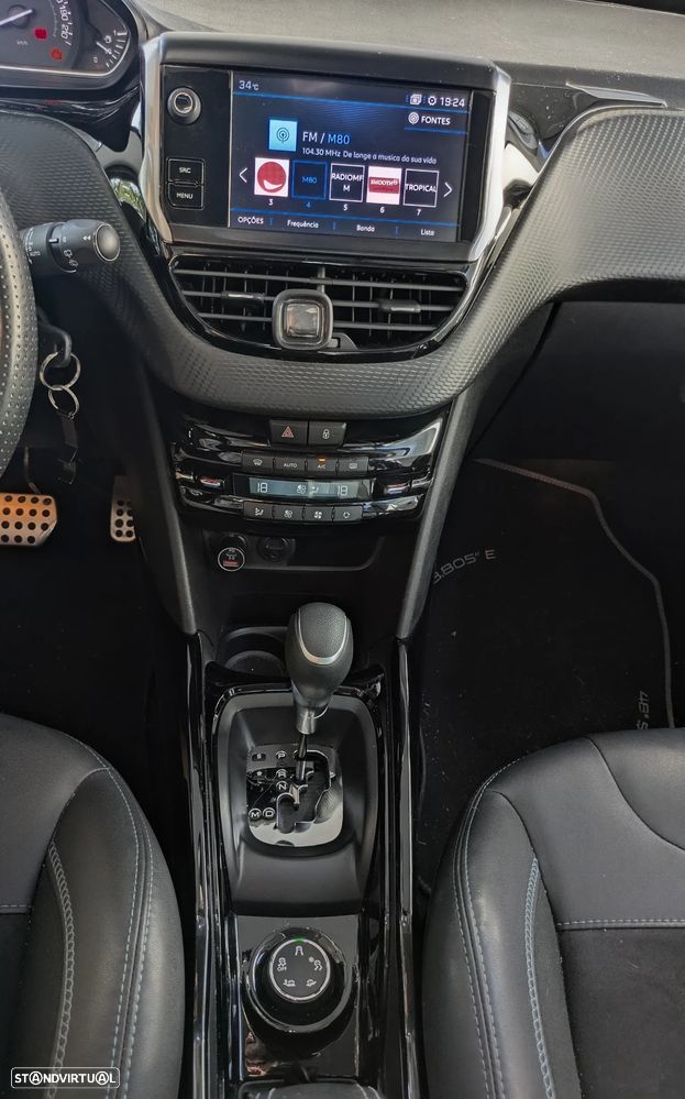 Peugeot 2008 PureTech 110 Stop&Start EAT6 Crossway - 6
