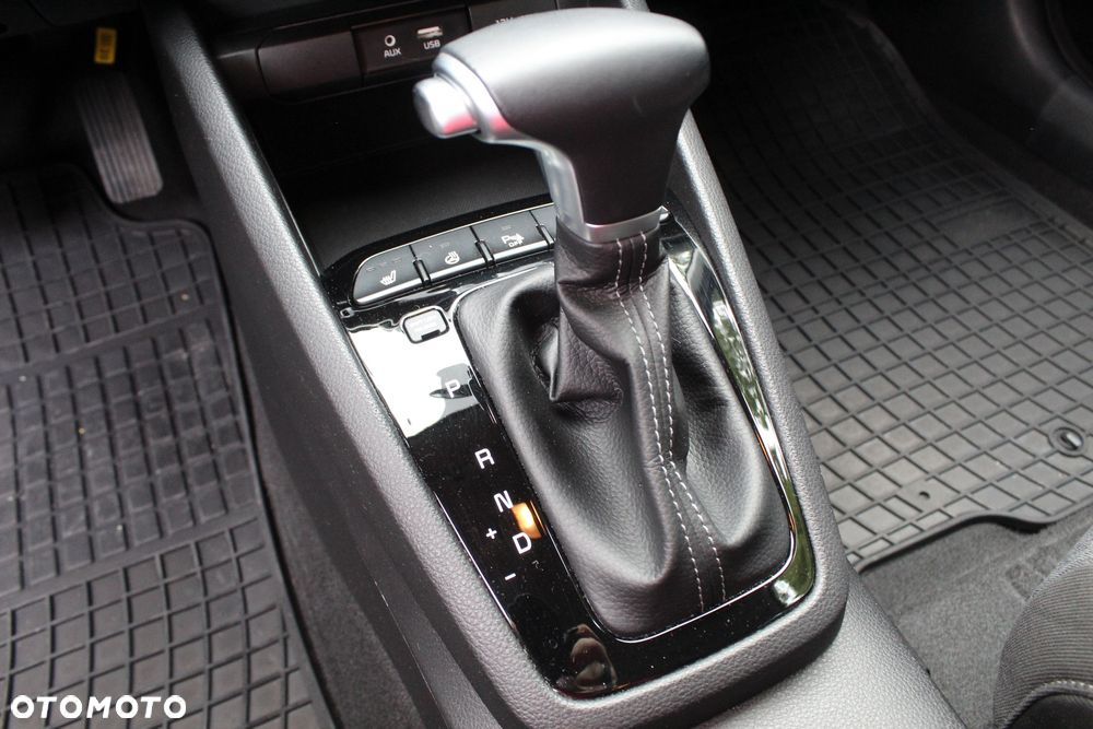 Kia Stonic 1.4 M - 16