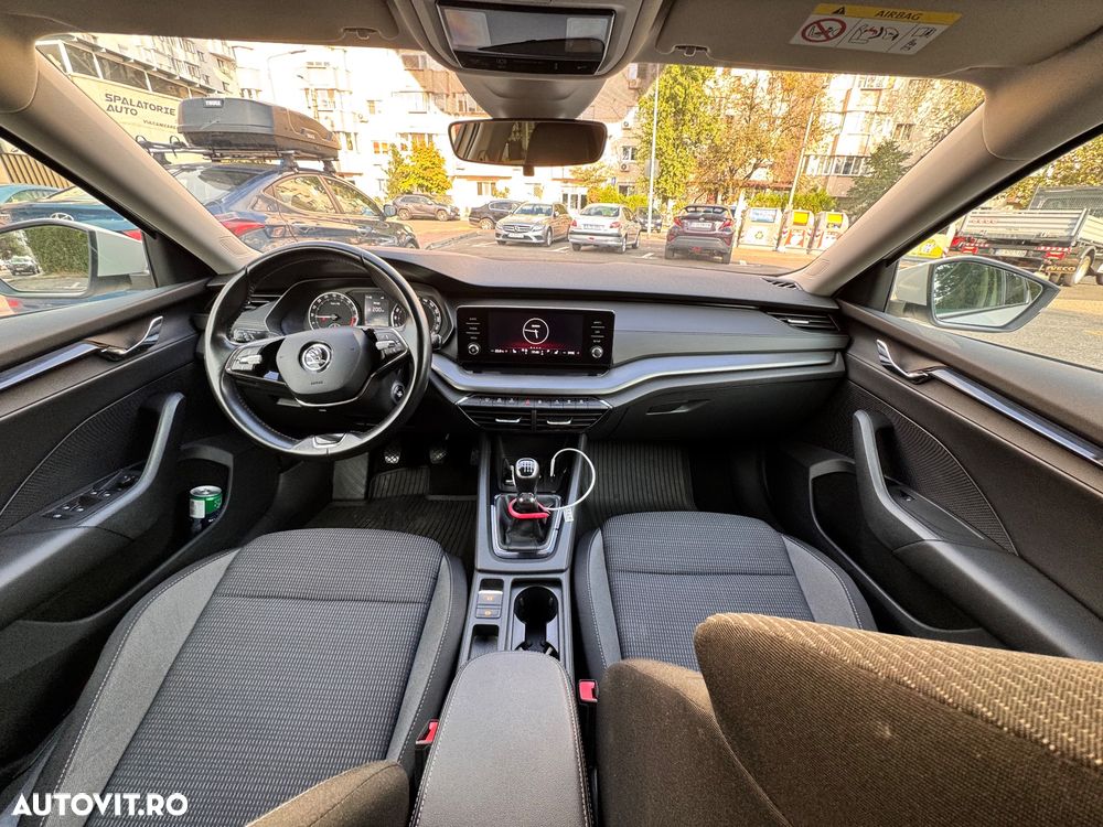 Skoda Octavia 2.0 TDI Style - 8
