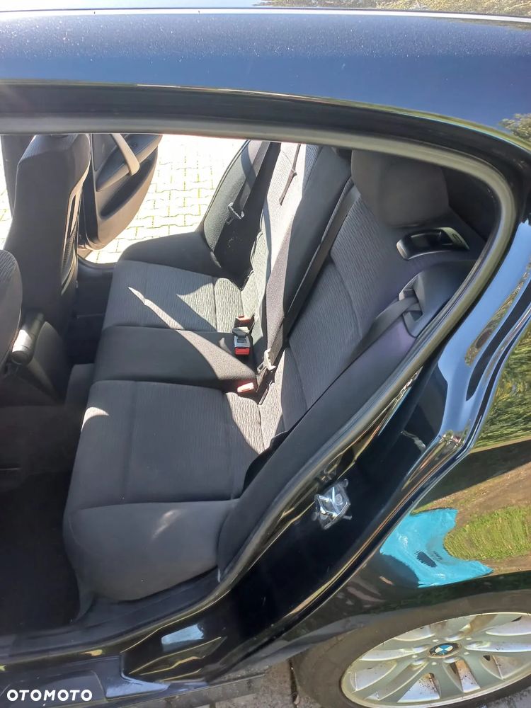 BMW Seria 1 116i - 20