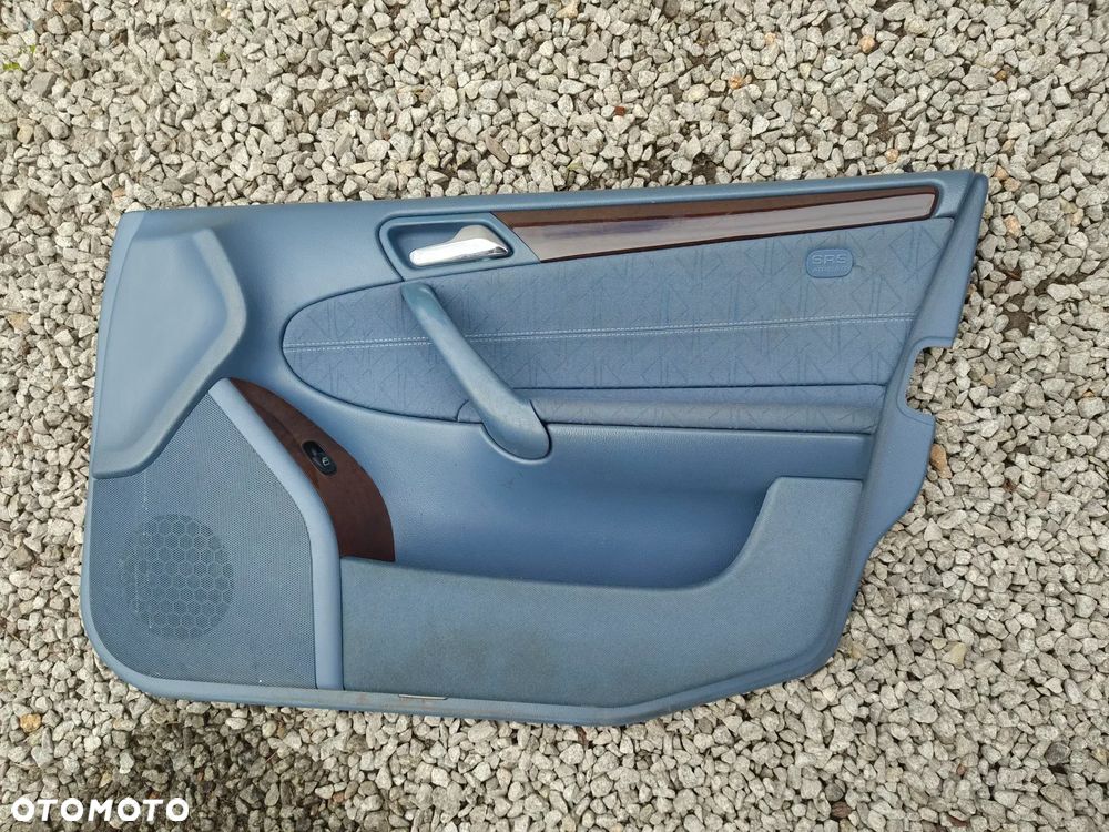 MERCEDES W203 BOCZEK TAPICERKA Prawy PRZÓD PRZEDNI EUROPA Niebieski - 1