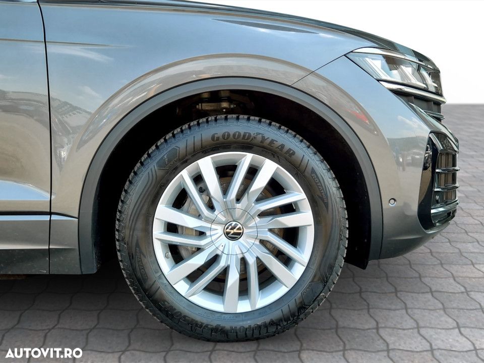 Volkswagen Touareg 3.0 V6 TDI SCR 4Motion Automatik Elegance - 12