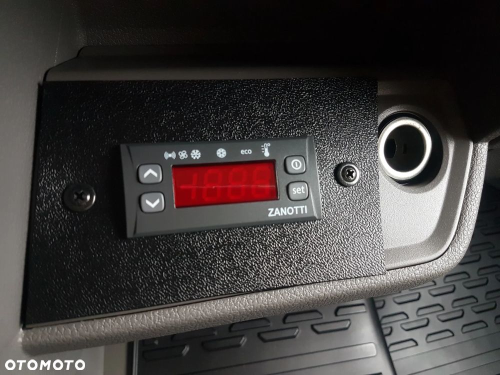 Volkswagen CRAFTER CHŁODNIA MROŹNIA AGREGAT IZOTERMA GRZANIE DŁUGI WYSOKI KLIMA TEMPOMAT - 37
